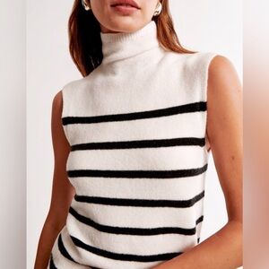 Abercrombie Merino Wool-Blend Mockneck Shell Top Turtleneck Striped sweater
